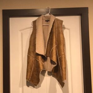 Leather & faux fur vest